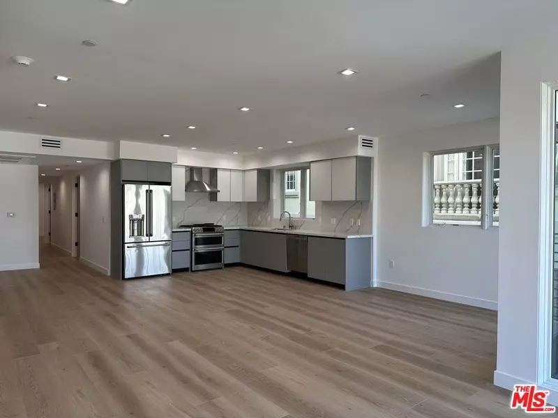 9842 Vidor Drive #201, Los Angeles, CA 90035