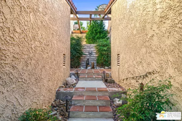 Palm Springs, CA 92262,323 S Calle Jasmin