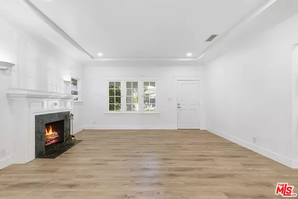 Los Angeles, CA 90036,641 N Martel AVE