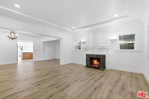 Los Angeles, CA 90036,641 N Martel AVE