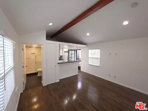 Venice, CA 90291,315 N Venice BLVD #2