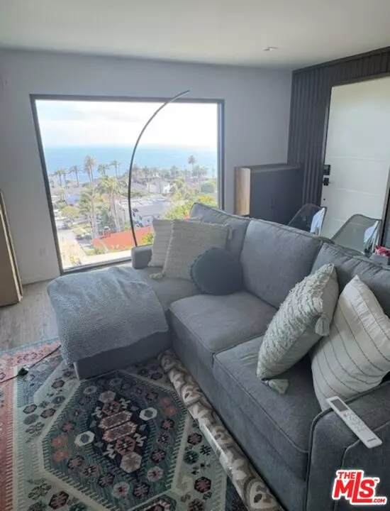 San Pedro, CA 90731,1433 Silvius AVE