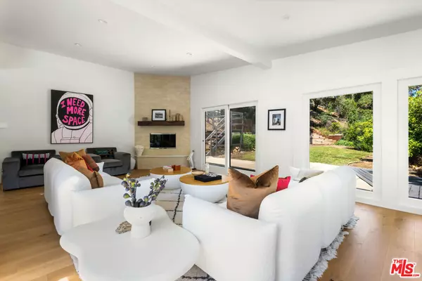 Studio City, CA 91604,3375 Coldwater Canyon AVE