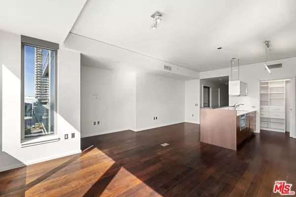 Los Angeles, CA 90015,1155 S Grand AVE #1103