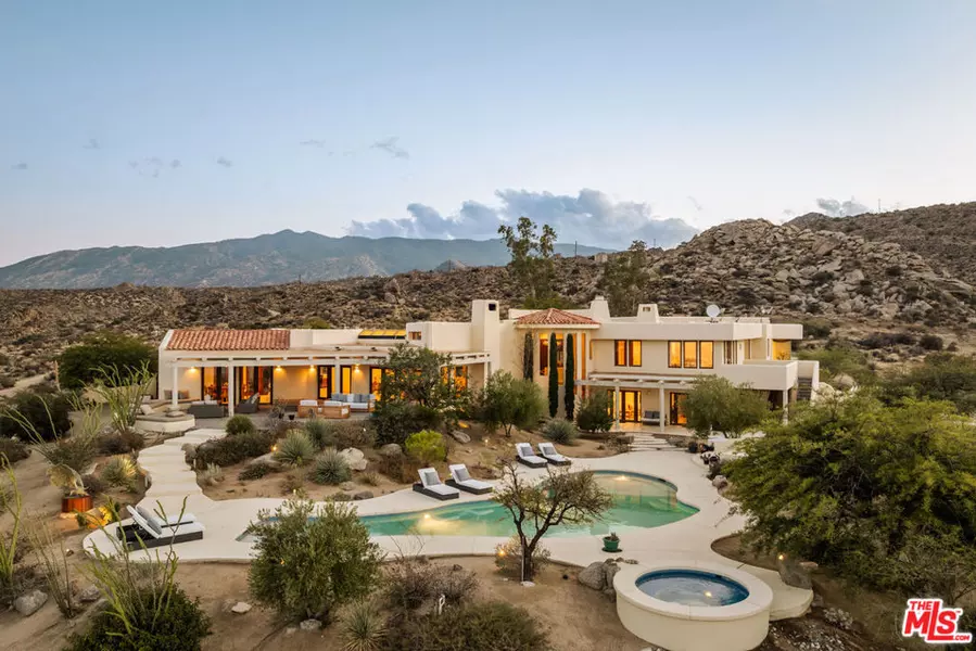 57425 Palm Seco CIR, Palm Desert, CA 92561