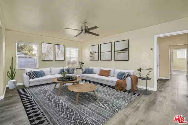 Los Angeles, CA 90047,2046 W 112th ST