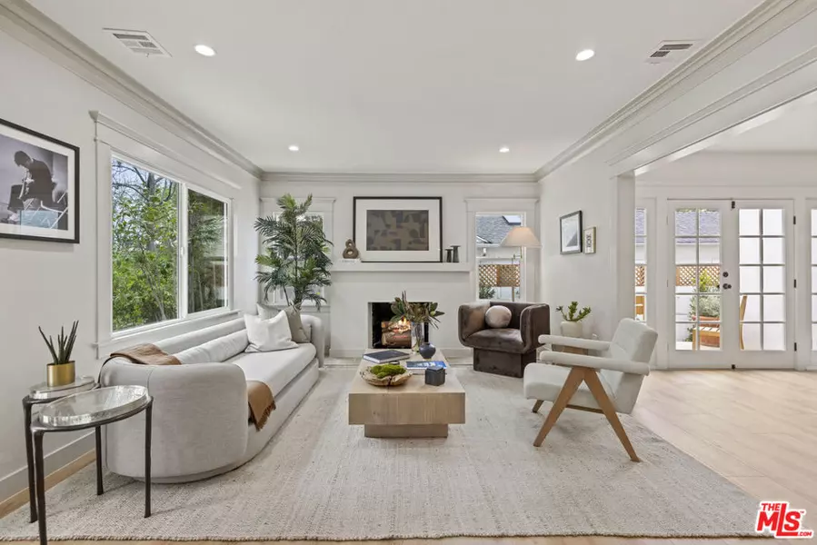 1337 N Orange Grove AVE, West Hollywood, CA 90046