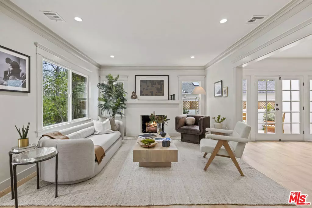 West Hollywood, CA 90046,1337 N Orange Grove AVE