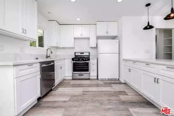 Canoga Park, CA 91303,7422 Milwood AVE