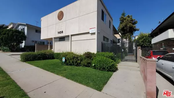 1438 S Barrington AVE #6, Los Angeles, CA 90025