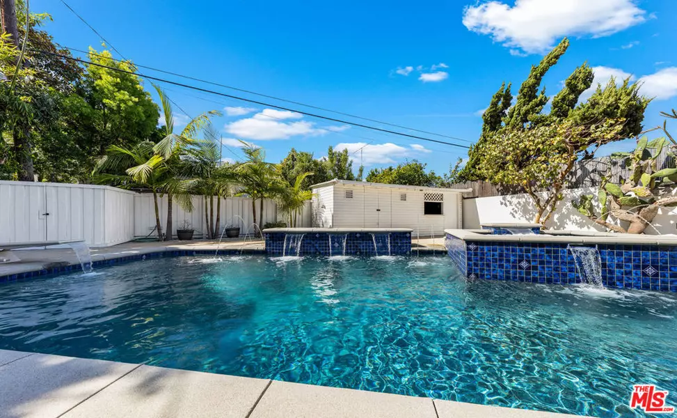 4221 Stewart AVE, Los Angeles, CA 90066