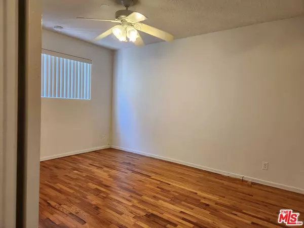 Los Angeles, CA 90035,8853 Alcott ST #2