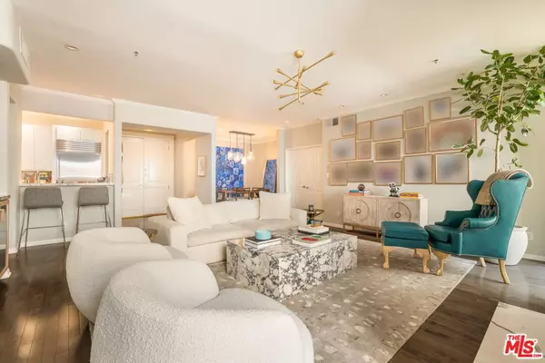 West Hollywood, CA 90069,930 N Doheny DR #103