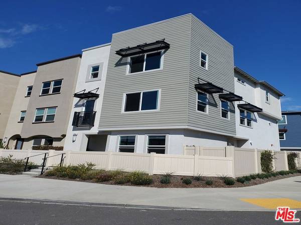 757 Daniel Freeman Cir, Inglewood, CA 90301