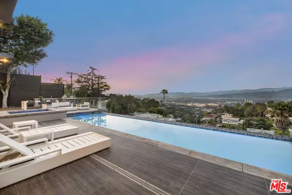 7275 Mulholland DR, Los Angeles, CA 90068