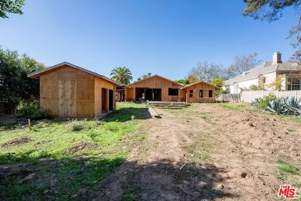 Pacific Palisades, CA 90272,1316 Capri DR