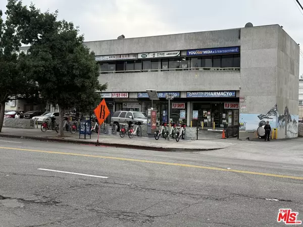 Los Angeles, CA 90005,801 S Vermont AVE