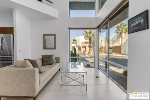 Palm Springs, CA 92262,240 Enterprise WAY #93