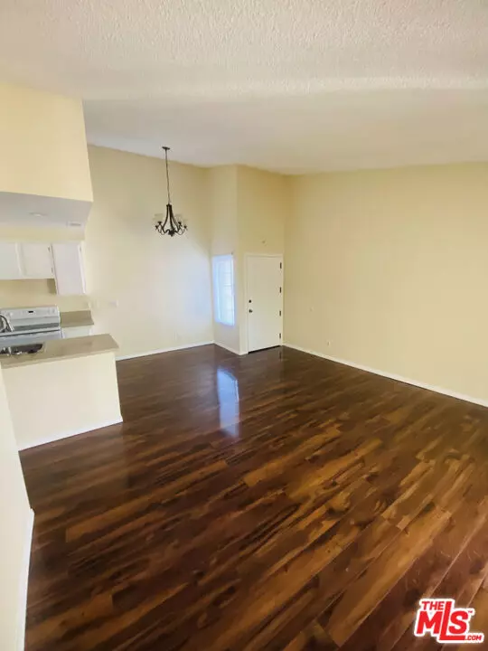 Inglewood, CA 90305,8725 Beckenham LN #I