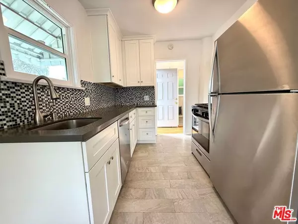 West Hollywood, CA 90046,1155 N Genesee AVE