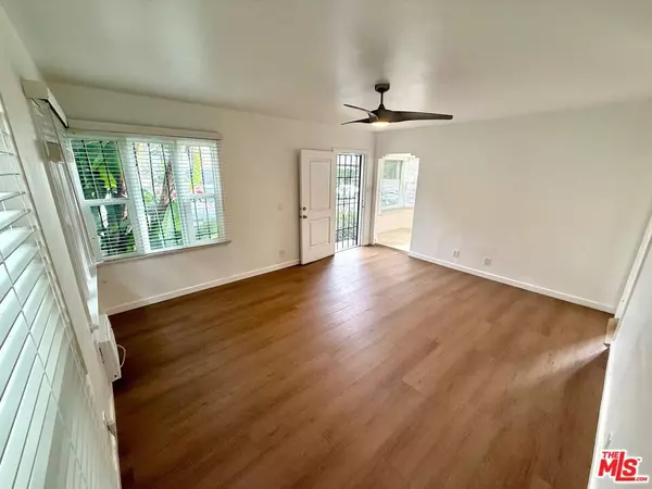 West Hollywood, CA 90046,1157 N Genesee AVE