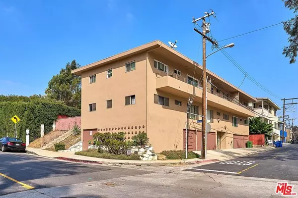 4587 Don Tomaso DR, Los Angeles, CA 90008