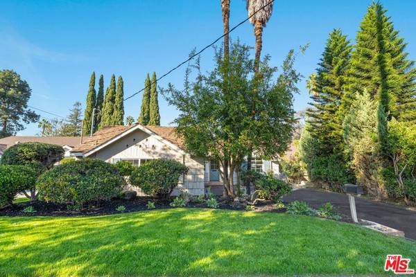 Van Nuys, CA 91411,15115 Gilmore ST