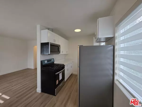 Redondo Beach, CA 90278,2009 Carnegie LN #8