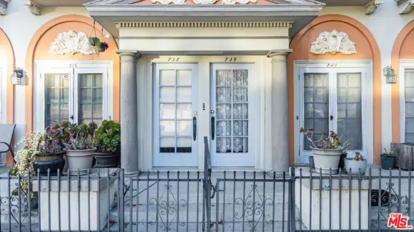 Long Beach, CA 90813,735 Locust AVE