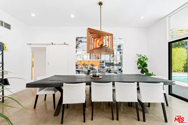 Sherman Oaks, CA 91403,3744 Cody RD