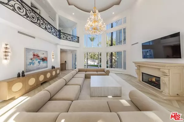 Beverly Hills, CA 90210,504 N Elm DR