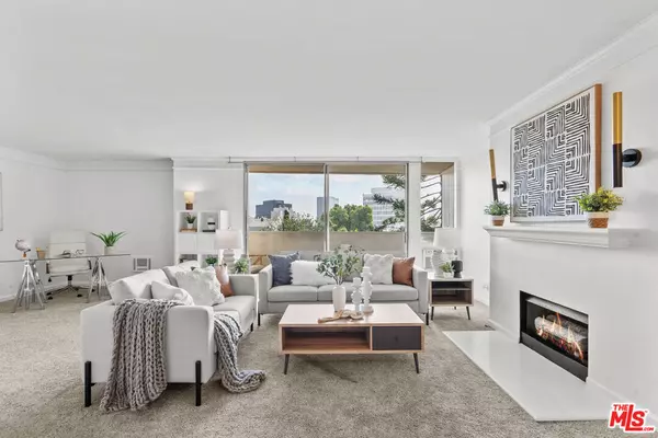 11645 Montana AVE #335, Los Angeles, CA 90049