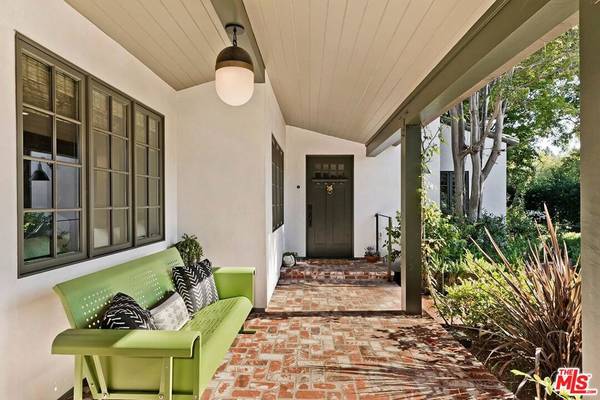 Toluca Lake, CA 91602,4416 Arcola AVE