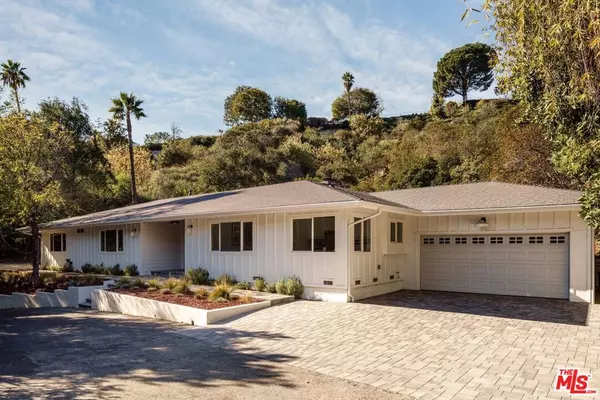 4031 Deerhorn DR, Sherman Oaks, CA 91403