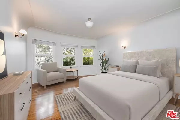 Los Angeles, CA 90019,1211 S Genesee AVE