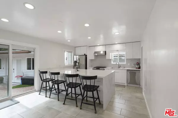 Manhattan Beach, CA 90266,1140 22nd ST