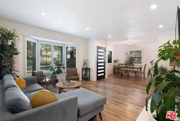 Burbank, CA 91505,830 N Kenwood ST