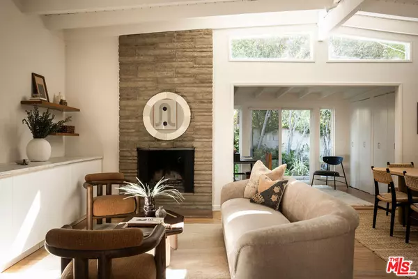 Encino, CA 91316,6006 Babbitt AVE