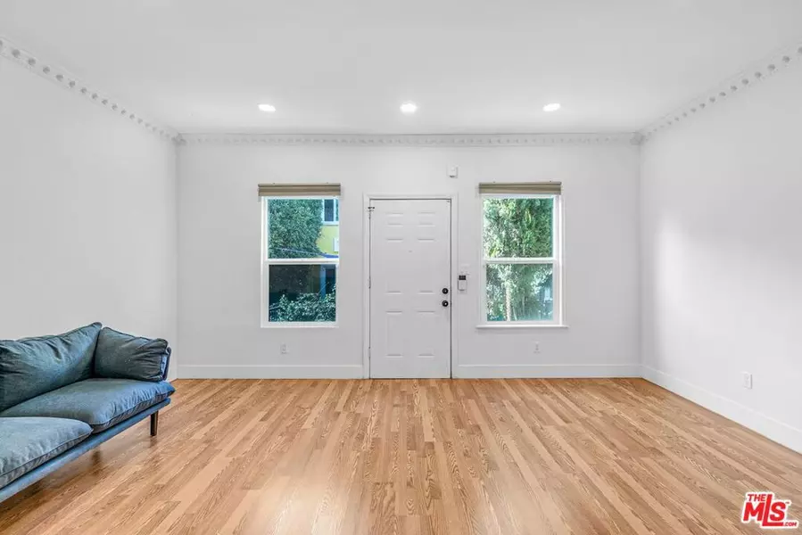 246 Columbia PL, Los Angeles, CA 90026