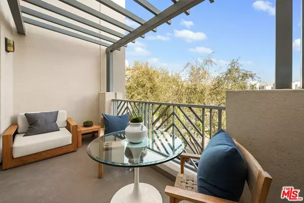 Playa Vista, CA 90094,5625 Crescent Pkwy #340