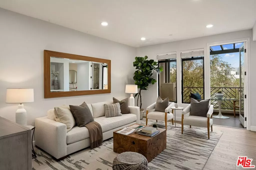 Playa Vista, CA 90094,5625 Crescent Pkwy #340