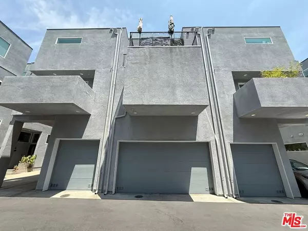 Los Angeles, CA 90039,2931 1/2 Denby AVE