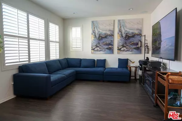 Santa Clarita, CA 91350,18215 Astro CT