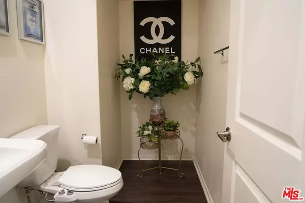 Santa Clarita, CA 91350,18215 Astro CT