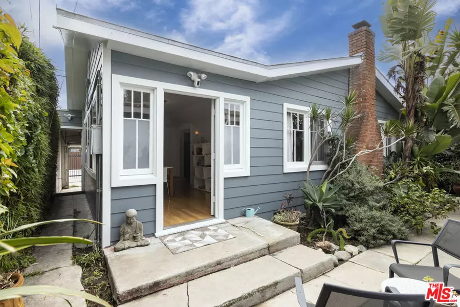 716 Sunset AVE, Venice, CA 90291