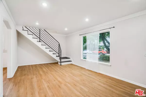 Long Beach, CA 90805,312 E Peace ST