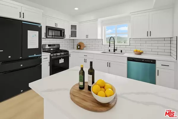 Los Angeles, CA 90039,2700 Fletcher DR #3051