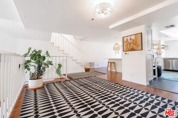 Los Angeles, CA 90012,1001 Figueroa TER #305