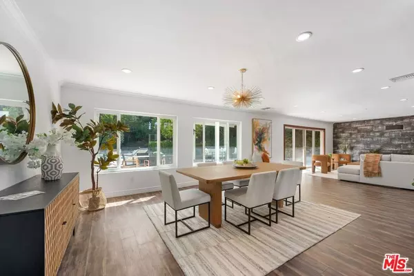 Woodland Hills, CA 91364,3831 Saint Johnswood DR