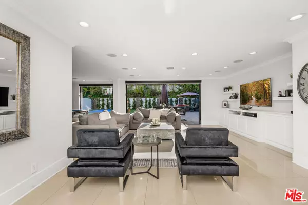 Calabasas, CA 91302,3677 Eddingham AVE